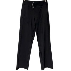 Lululemon sweatpants.